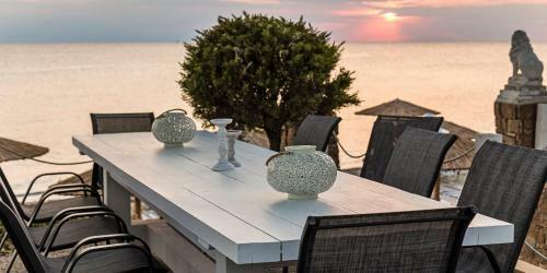 Greek Pride Seafront Hotel
