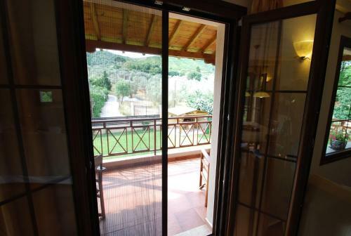 Great Skiathos Villa Three Bedroom Villa Apartment Peaceful Setting Skiathos