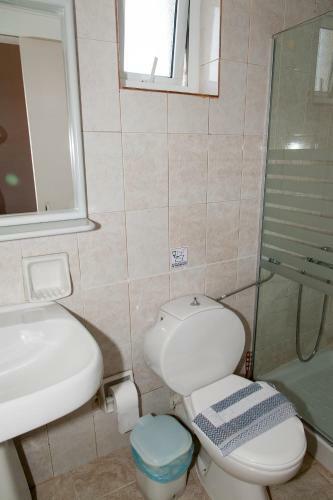 Rose Hotel
