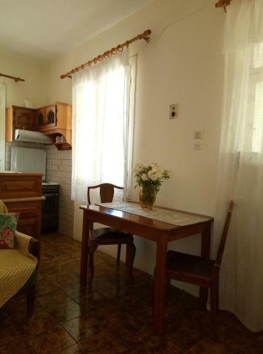 Korinthiakos View Villa