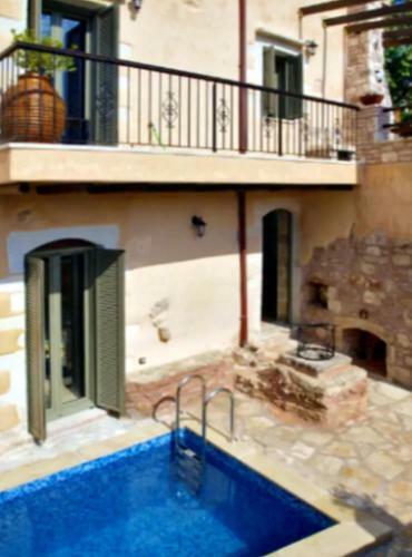 Villa Irilena, For Up To 10 People