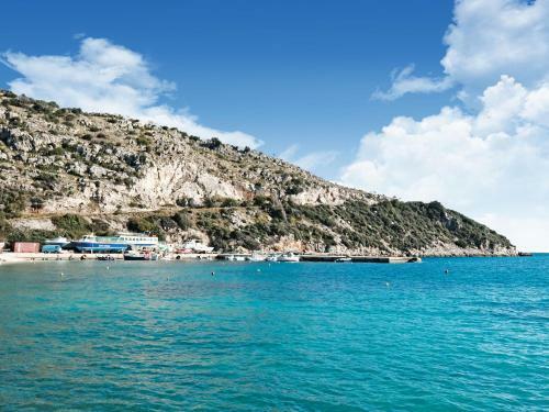 Rustic Holiday Home In Volimes Near Sea Beach