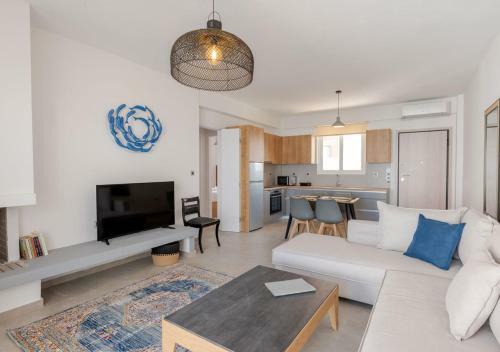 Hostal Costa Vasia Suites And Apartments