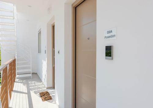 Hostal Costa Vasia Suites And Apartments