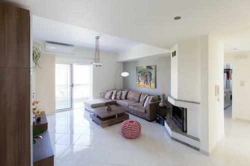 Apartamento Groovy & Cozy Apt With Private Seaview Rooftop Terrace