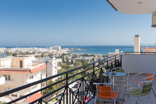 Apartamento Groovy & Cozy Apt With Private Seaview Rooftop Terrace