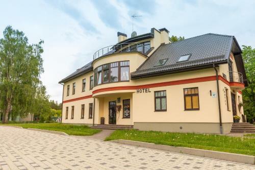 Hotel City Center Ka?is B&B