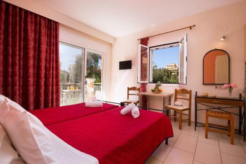 Odysseus Apartments