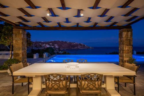 Archon Mykonos Luxury Villa