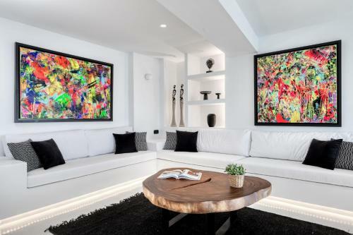 Psarou Black Villa 2