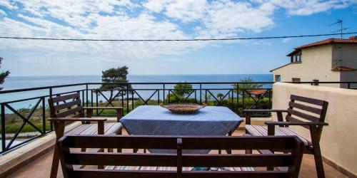 Akrogiali Villas