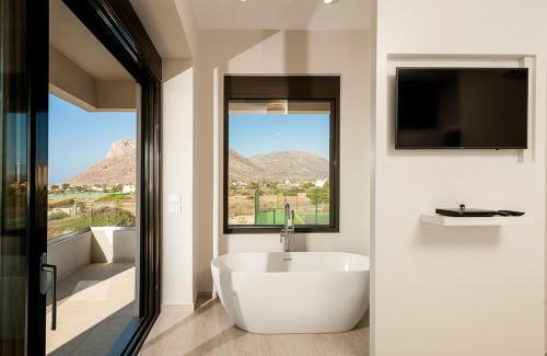 Stavros Villa Sleeps 10 With Pool Air Con And Wifi