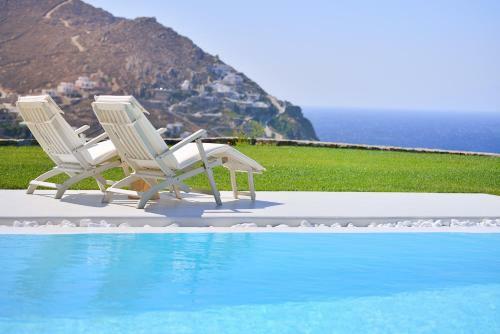 Villa In Elia Sleeps 8 With Pool And Air Con