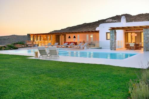 Villa In Elia Sleeps 8 With Pool And Air Con