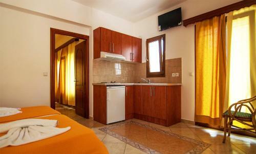 Hostal Room In Apartment - Elegant Studio For 2 People With Many Amenities