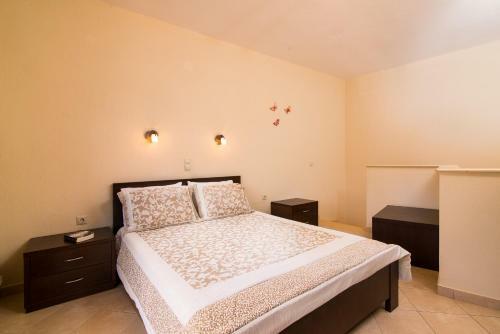 Elekon Apartments