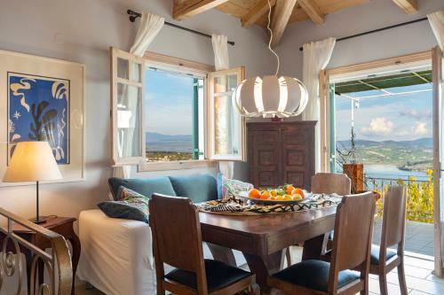 Katouna Villa Sleeps 6 With Pool Air Con And Wifi