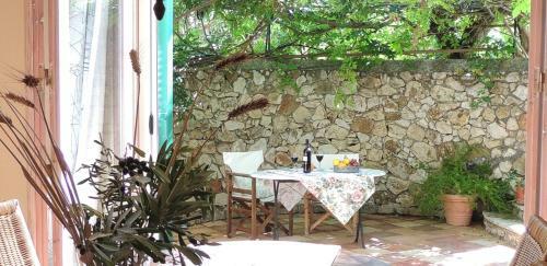 Katouna Villa Sleeps 5 With Pool Air Con And Wifi