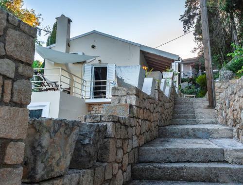 Villa Mikalef