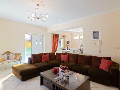 Enchanting Villa In Chalcis With Terrace