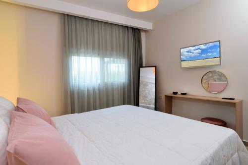 Iliana Apartments