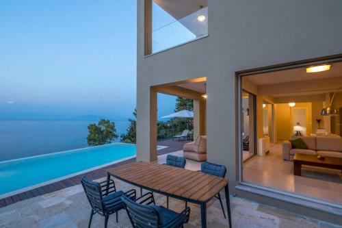 Boukaris Villa Sleeps 8 Pool Air Con Wifi