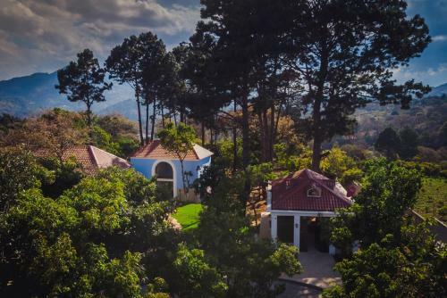 Hotel Y Restaurante Hacienda Los Volcanes