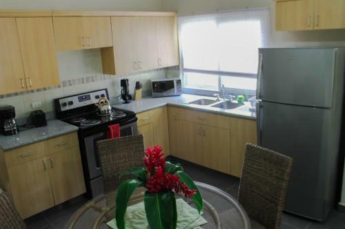 Lodge Recap Investments / Corinto Pearl Villa