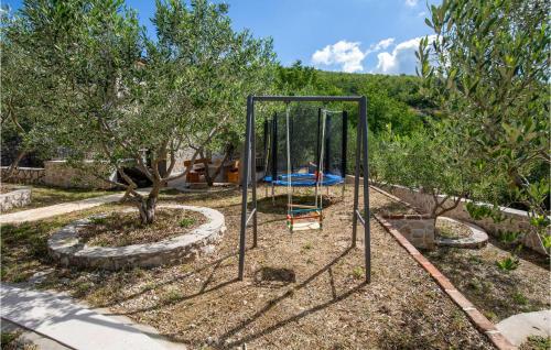 Two-bedroom Holiday Home In Vid