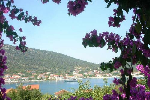 Apartment With One Bedroom In Vinisce With Wifi