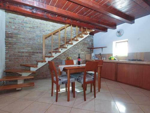 Apartments Helena 1992