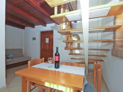 Apartments Helena 1992