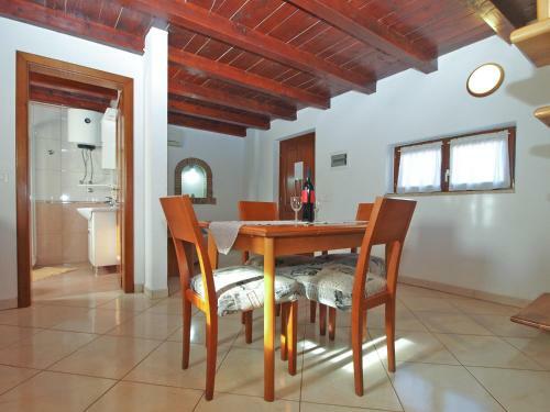 Apartments Helena 1992