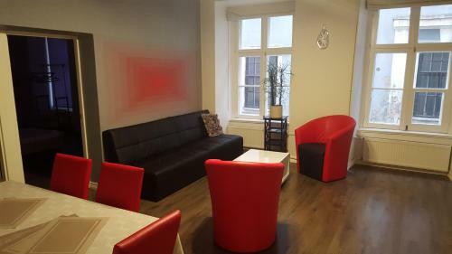 Large Vacation Apartment In The Old Town