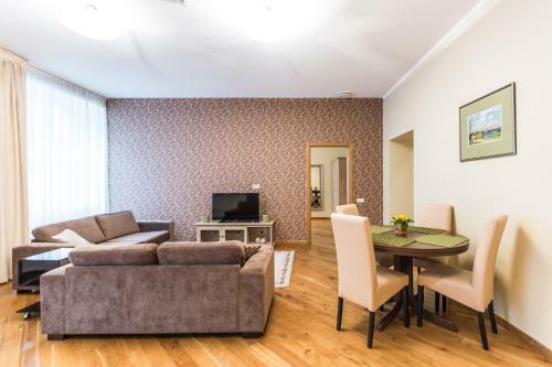 Upisha Street Lux Apartments