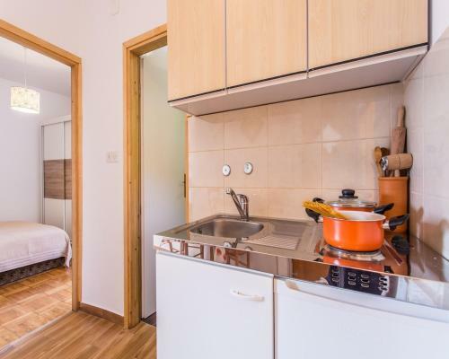 Apartment Zahija