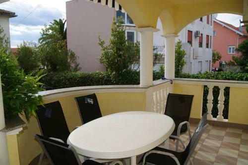 Apartment With One Bedroom In Zadar