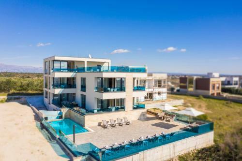 Apartamentos Villa Tadic