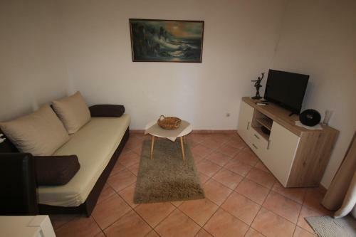 Cosy Apartment 5min To Beach Mirela Borik