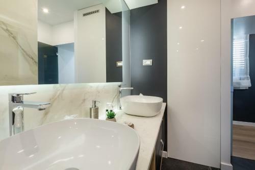 Marcius Luxury Apartment With Jacuzzi & Sauna