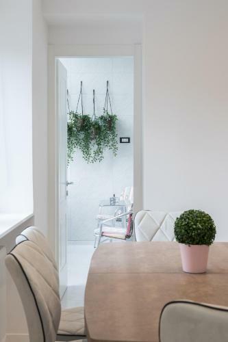 Spacious 2bdr Apartment Few Steps From City Center