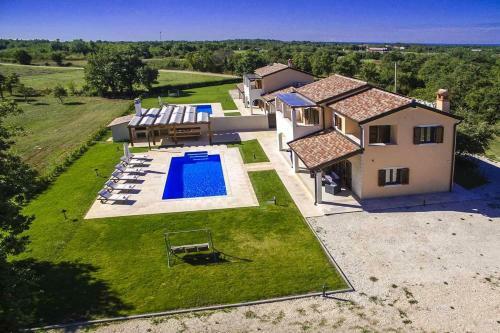 Villa Genia 2