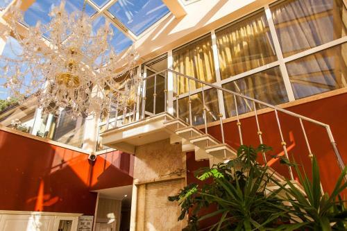 Tb Palace Hotel & Spa