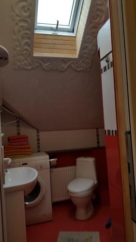Hostal Naiza Guesthouse And Apartments