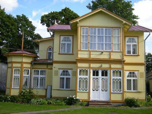 Hostal Guesthouse Airava