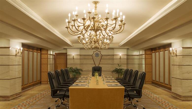 Sheraton Kuwait, A Luxury Collection Hotel