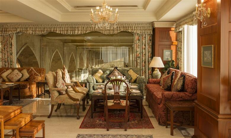 Sheraton Kuwait, A Luxury Collection Hotel