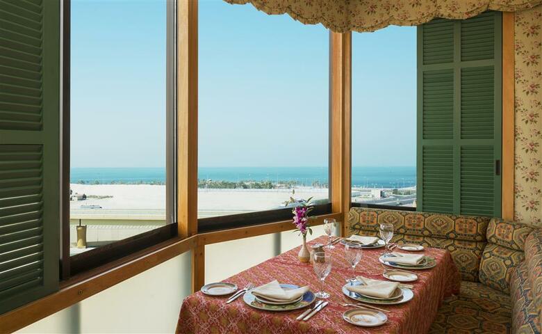 Sheraton Kuwait, A Luxury Collection Hotel