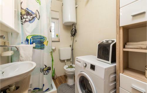 Nice Home In Begovo Razdolje With Wifi And 3 Bedrooms