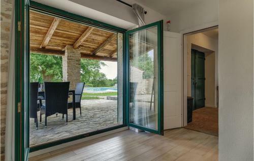 Four-bedroom Holiday Home In Bicici